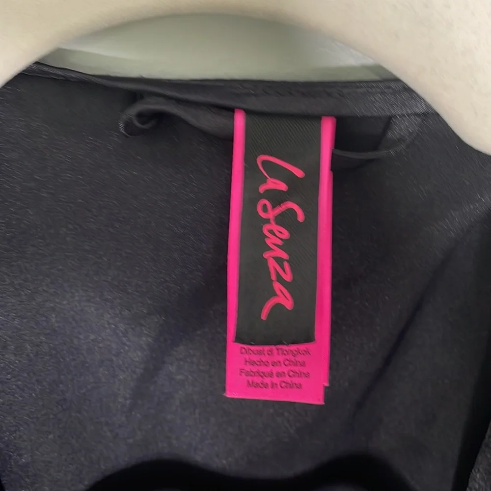 La Senza Robe - Picture 2 of 7